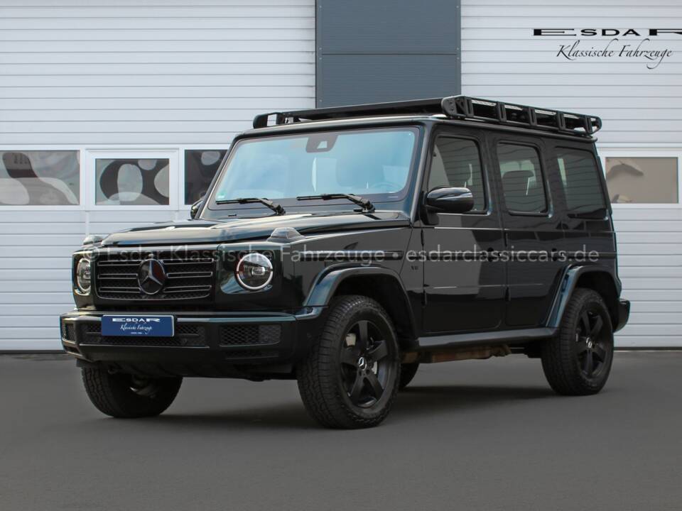 Image 1/32 of Mercedes-Benz G 500 (LWB) (2023)