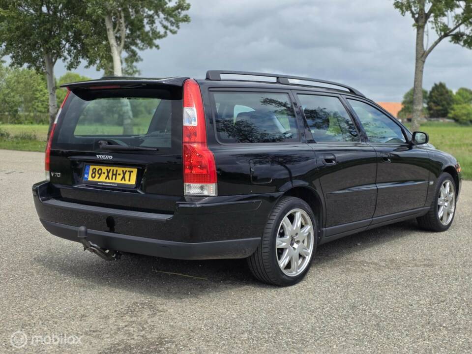 Immagine 12/40 di Volvo V 70 2.4 (2006)