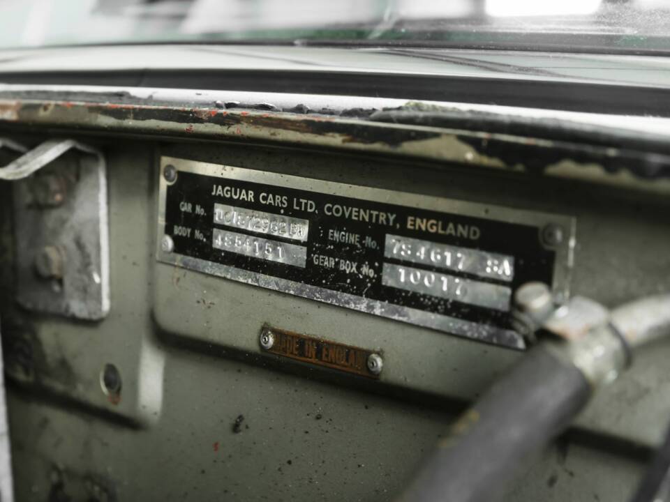Bild 34/40 von Jaguar E-Type V12 (1972)