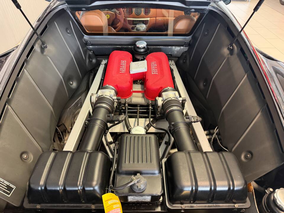 Image 18/22 of Ferrari 360 Modena (1999)