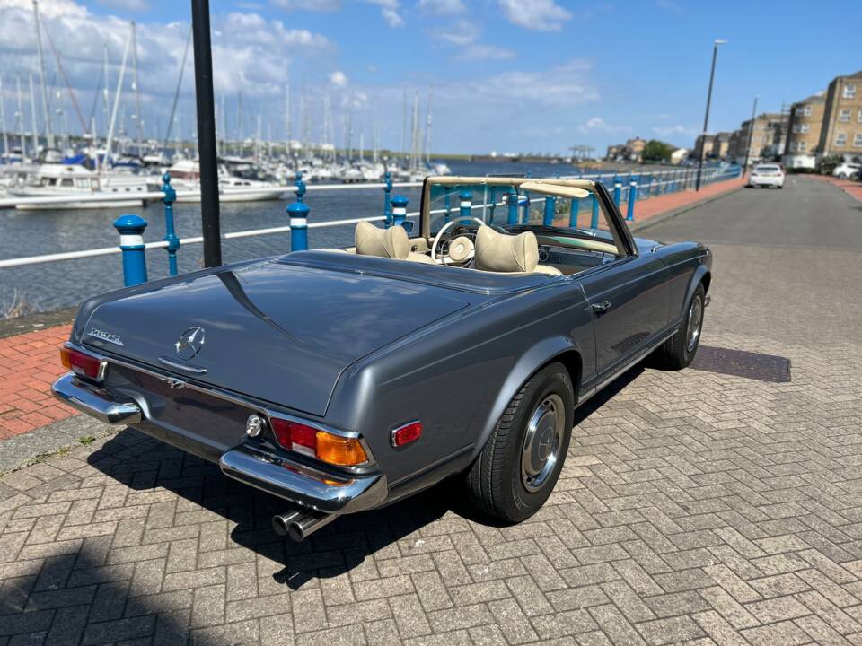 Afbeelding 35/39 van Mercedes-Benz 280 SL (1971)