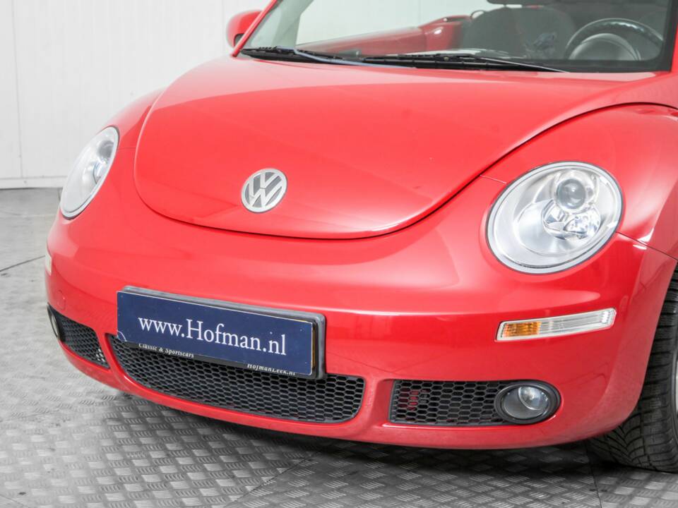 Image 18/50 de Volkswagen New Beetle 2.0 (2006)