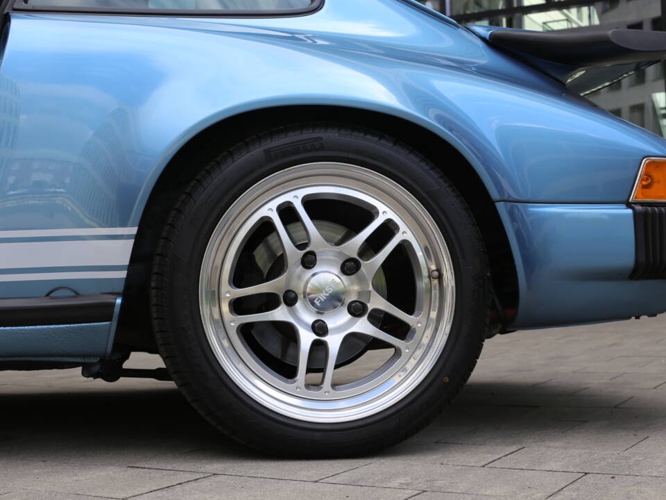 Bild 26/51 von Porsche 911 Carrera 3.2 (1984)