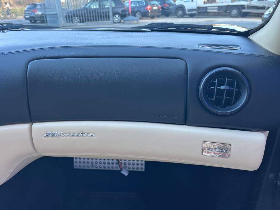 Image 25/26 of Ferrari 360 Modena (2003)