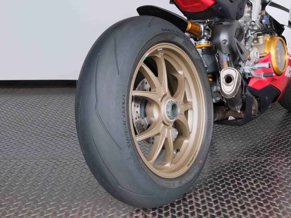 Bild 71/85 von Ducati V4 Panigale Speciale (2018)