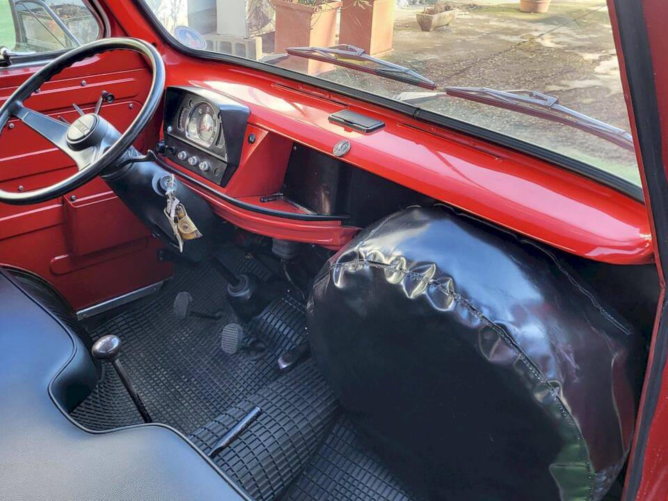 Bild 25/39 von FIAT 900 T&#x2F;E (1978)