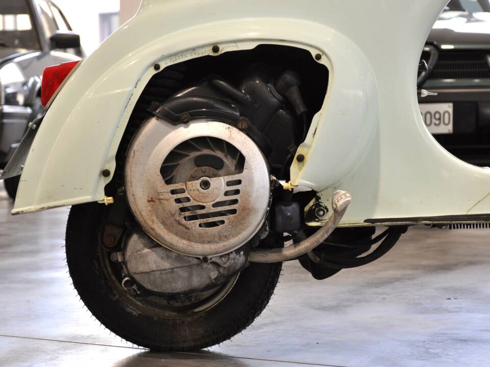Bild 10/13 von Piaggio Vespa 50 N (1968)