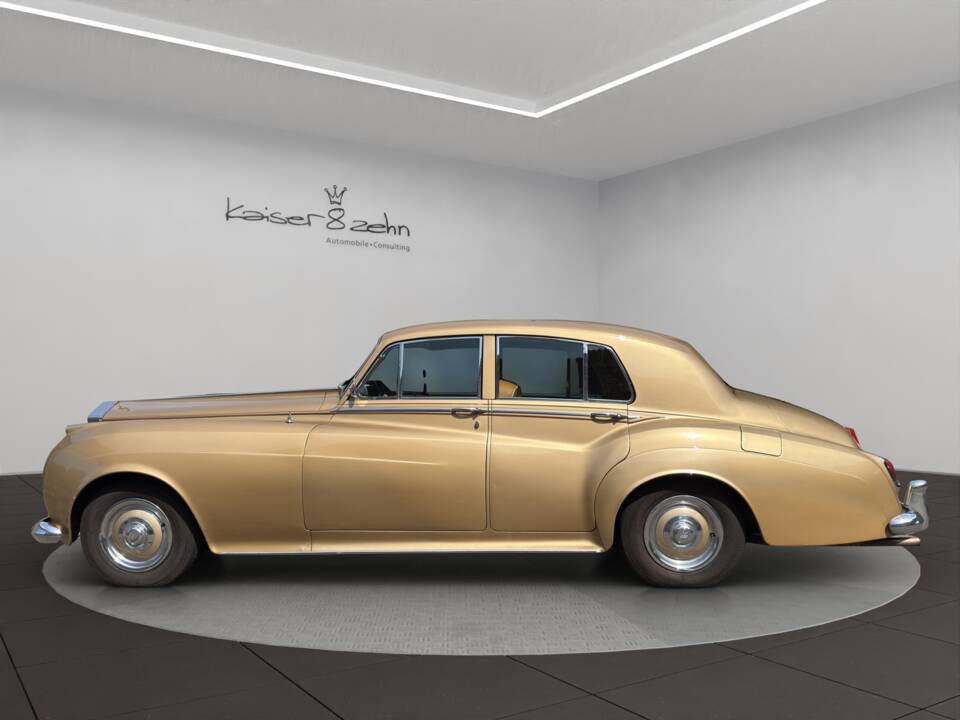 Image 2/26 of Rolls-Royce Silver Cloud II (1961)