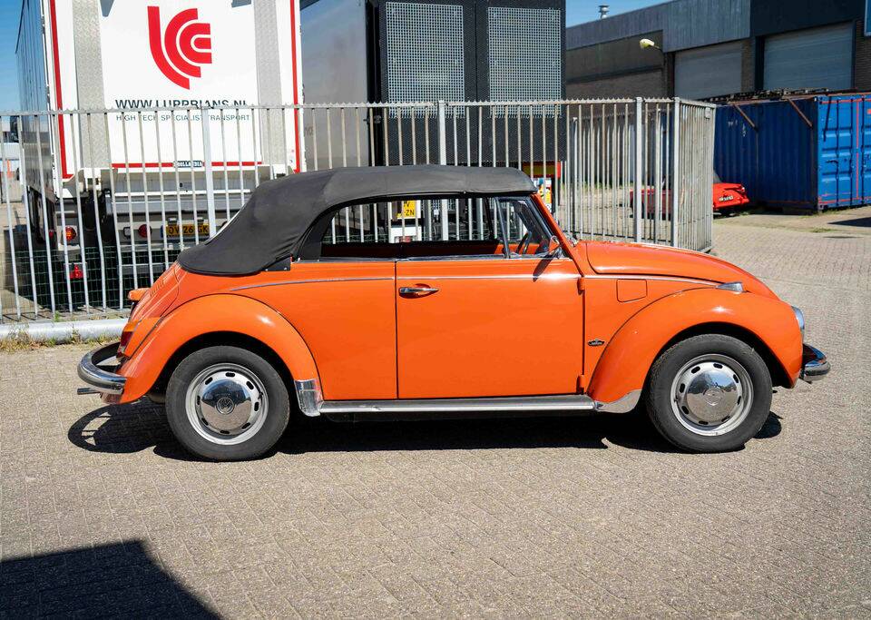 Image 7/8 of Volkswagen Käfer 1302 LS (1971)