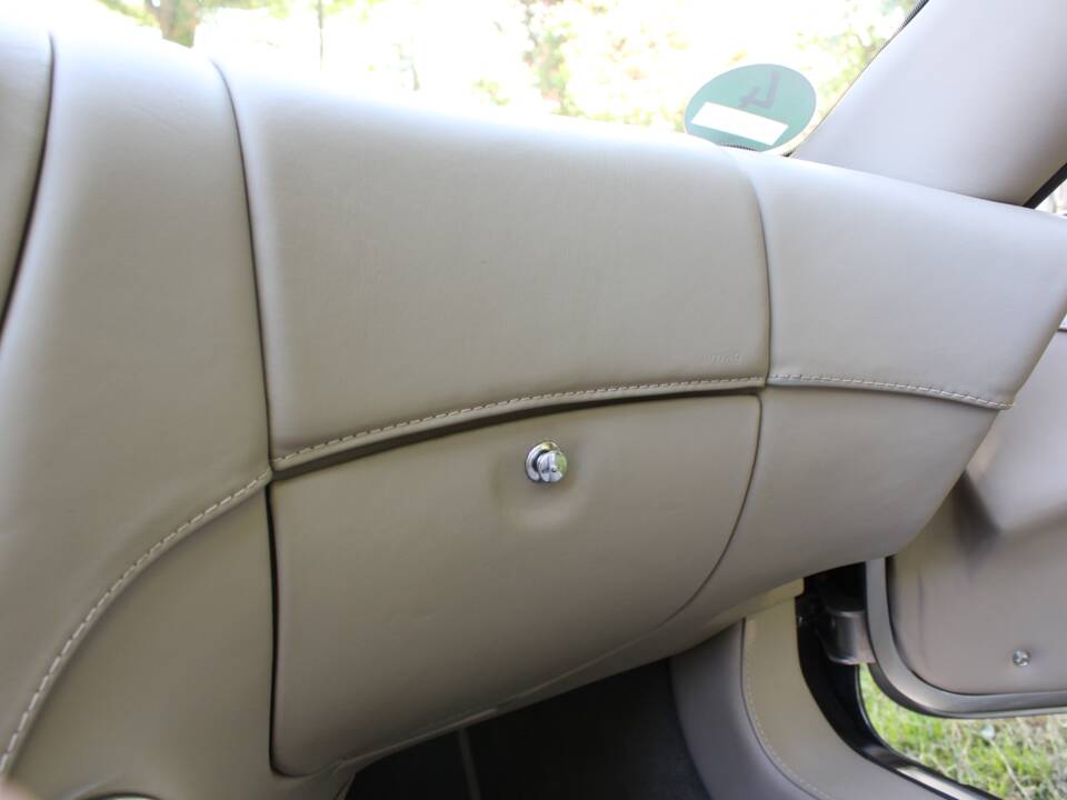 Immagine 37/50 di Wiesmann Roadster MF4 (2012)