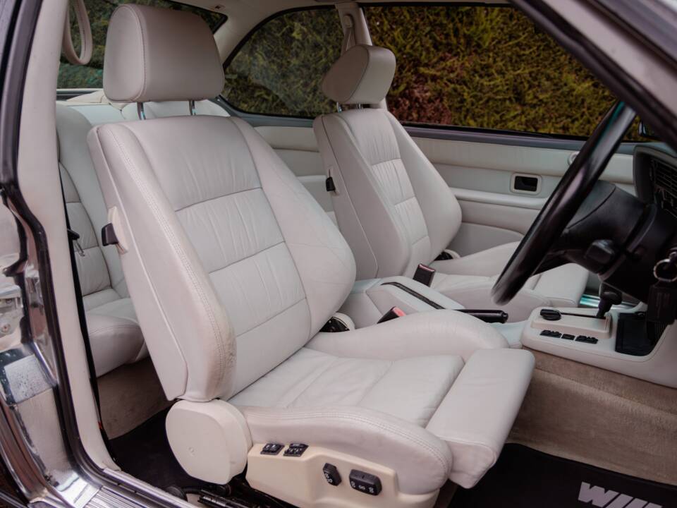 Afbeelding 22/27 van BMW 635 CSi (1989)