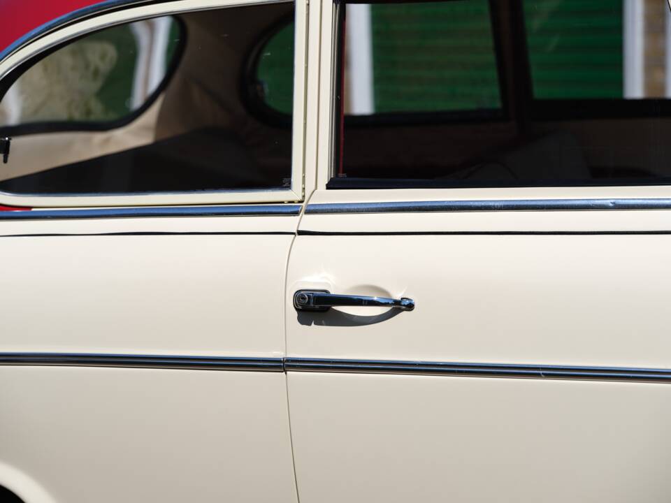 Immagine 27/50 di Borgward Isabella TS (1961)
