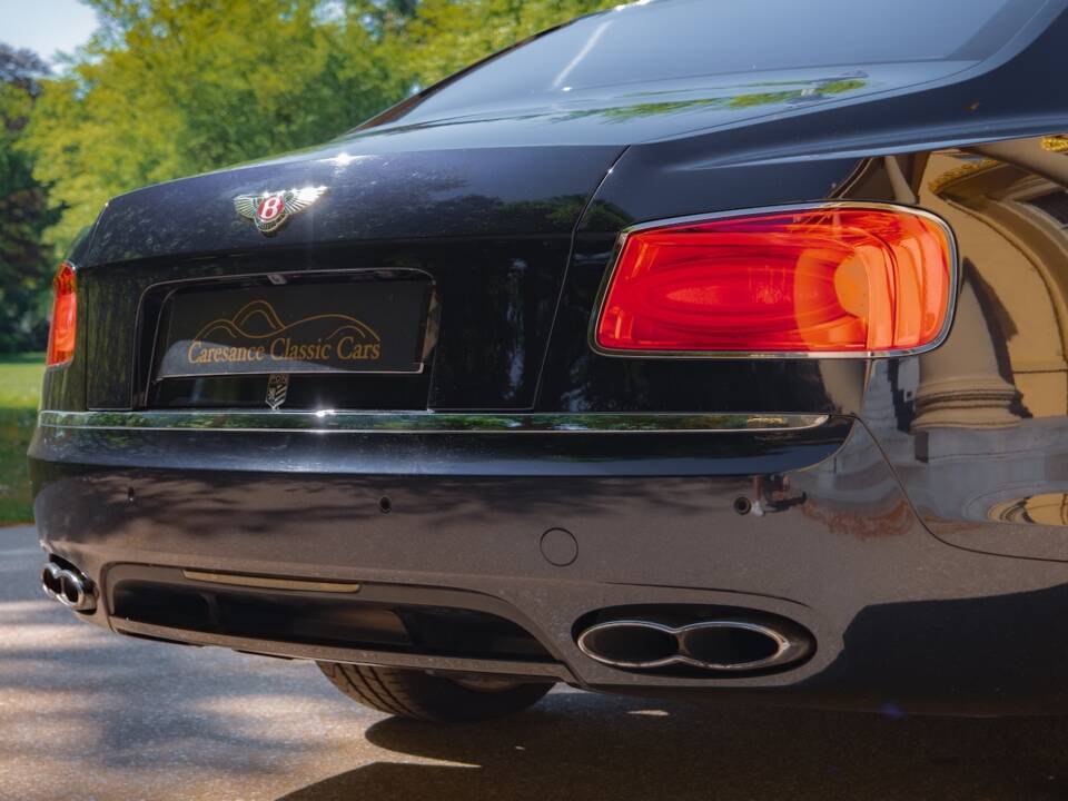 Imagen 52/68 de Bentley Flying Spur V8 S (2017)