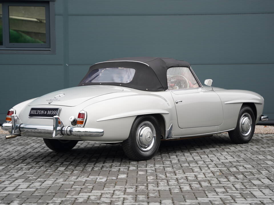 Imagen 5/50 de Mercedes-Benz 190 SL (1960)