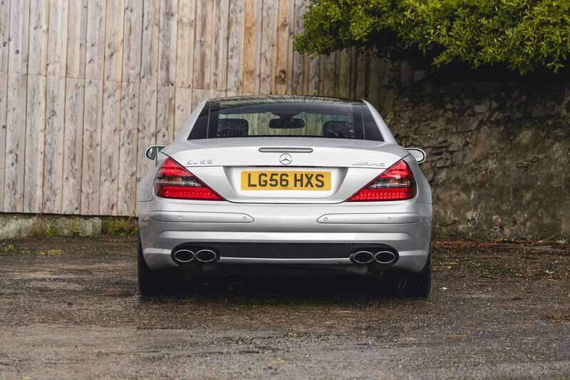 Image 7/50 de Mercedes-Benz SL 55 AMG (2006)