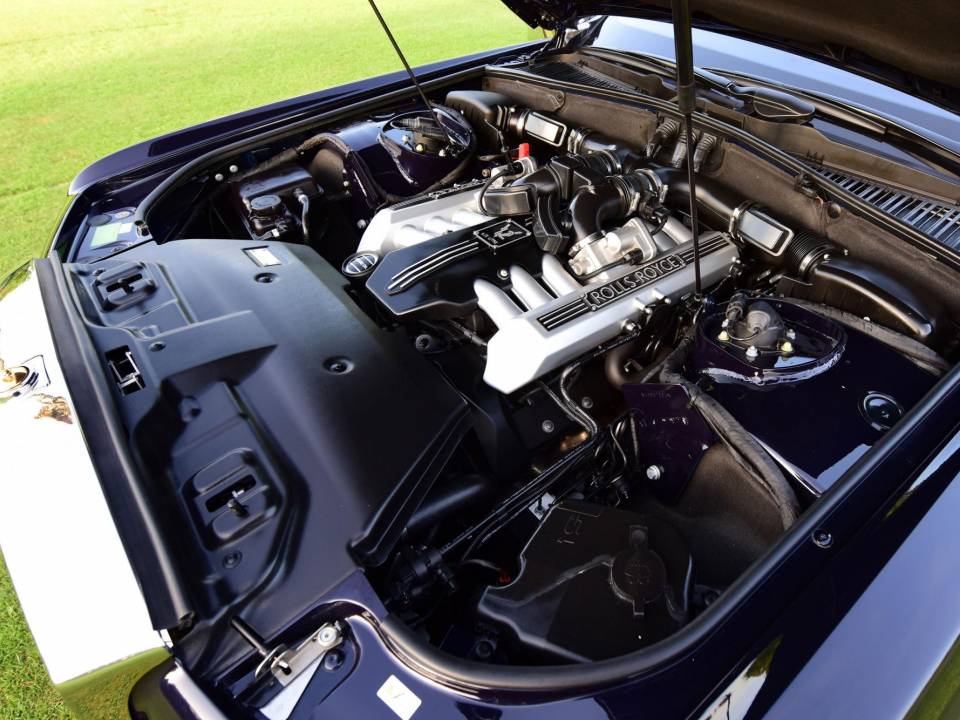 Image 34/50 of Rolls-Royce Phantom VII (2010)