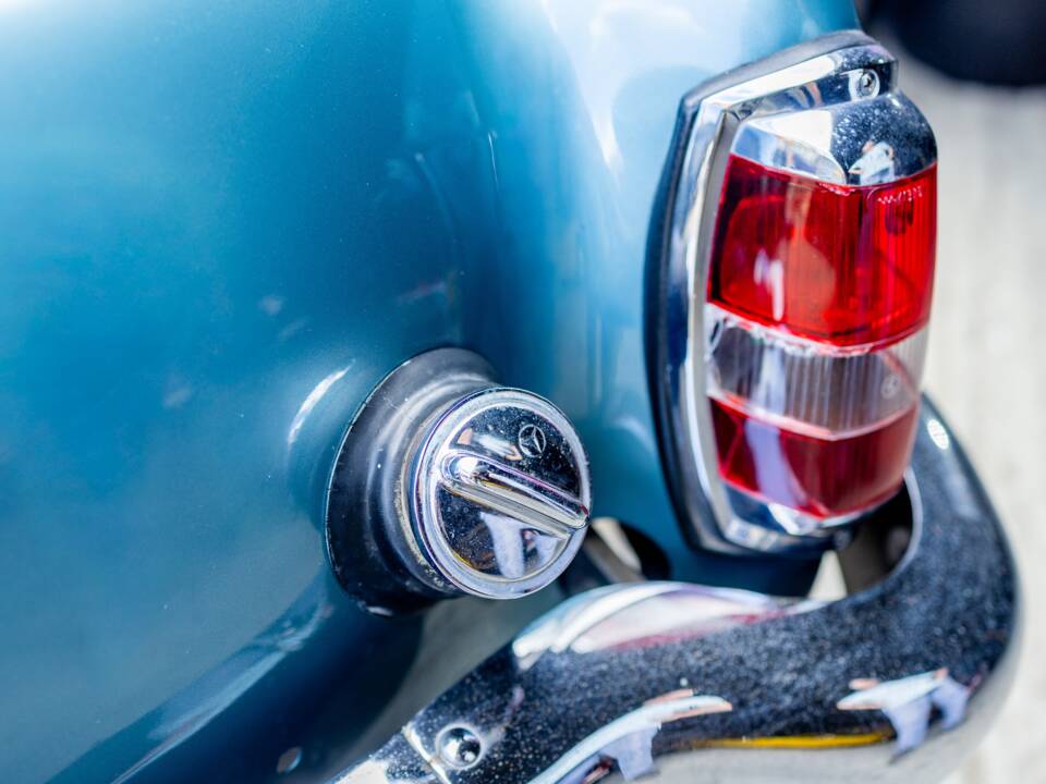 Bild 31/50 von Mercedes-Benz 190 SL (1961)