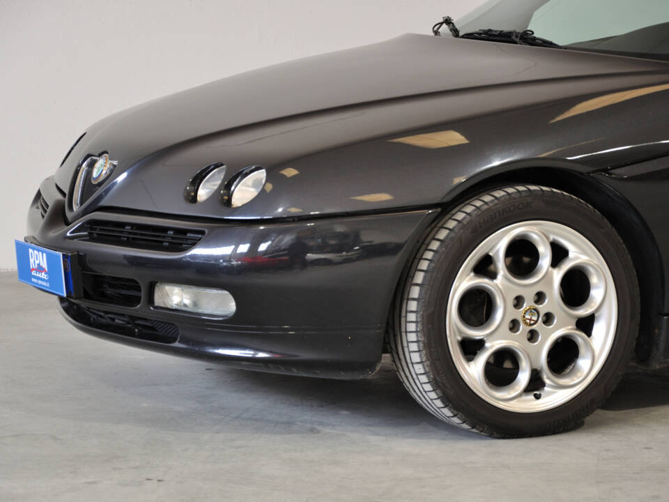 Image 9/29 of Alfa Romeo GTV 2.0 Twin Spark (2001)