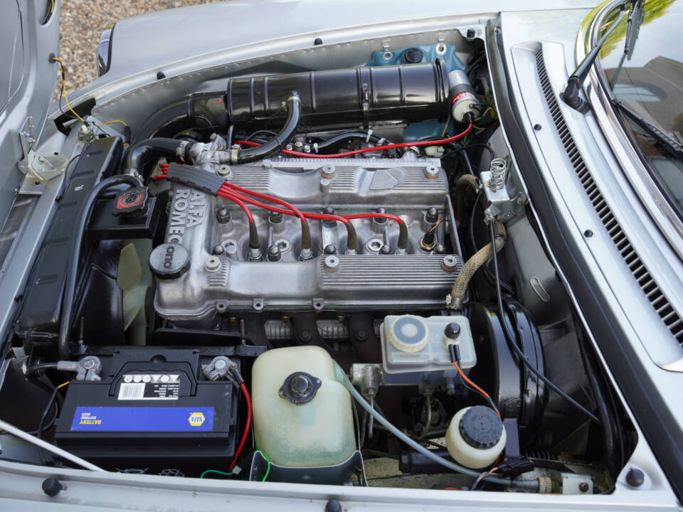 Bild 4/50 von Alfa Romeo 2.0 Spider QV (1987)