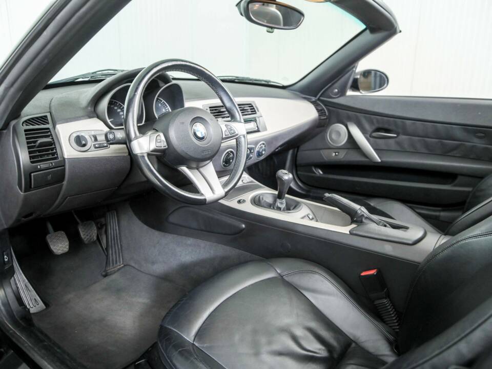 Bild 11/50 von BMW Z4 2.5i (2004)