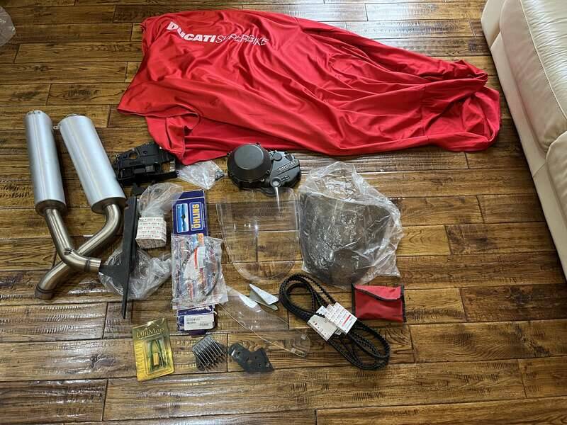 Image 24/31 of Ducati DUMMY (1997)