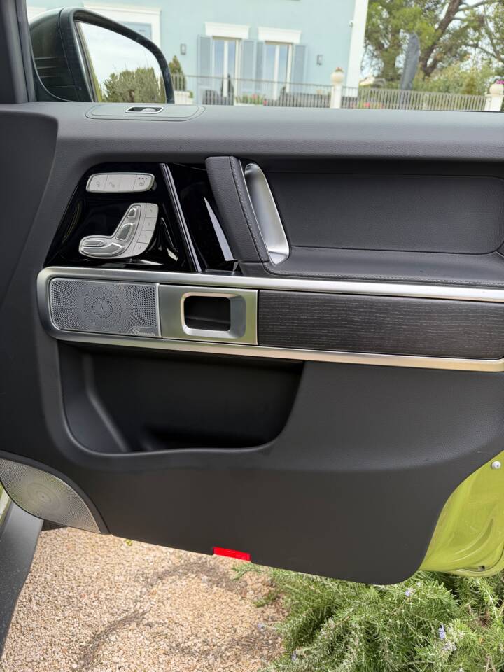 Imagen 10/12 de Mercedes-Benz G 450 d (2025)