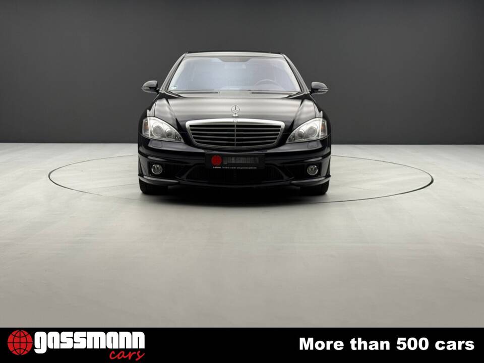 Image 2/15 de Mercedes-Benz S 63 AMG (2008)