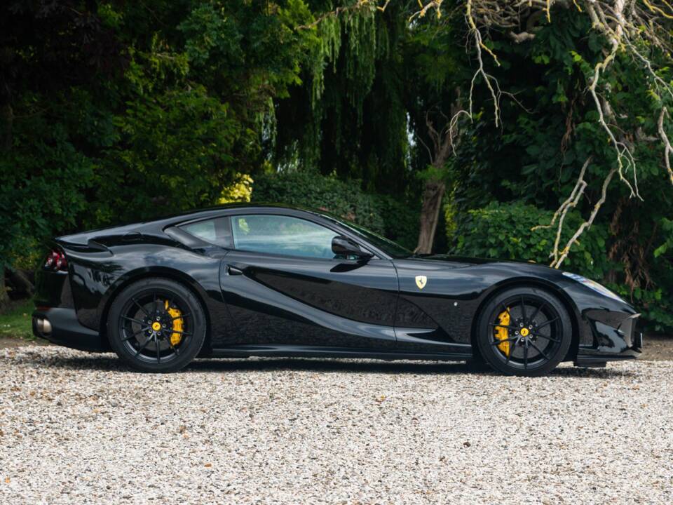 Imagen 3/15 de Ferrari 812 Superfast (2018)