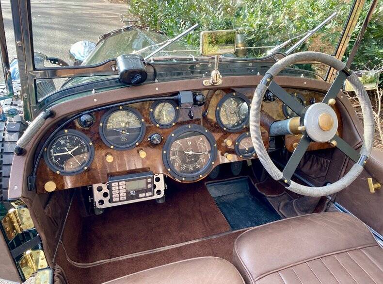 Image 17/50 of Bentley Mk VI Straight Eight B81 Special (1951)