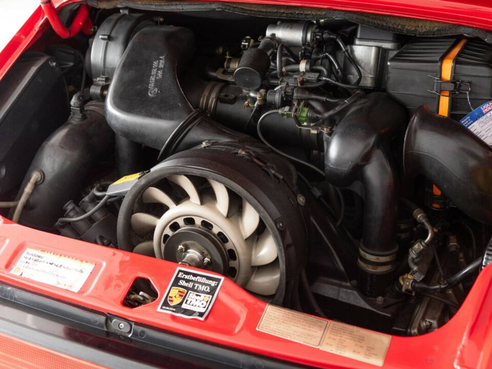 Immagine 34/34 di Porsche 911 Carrera RS (1992)