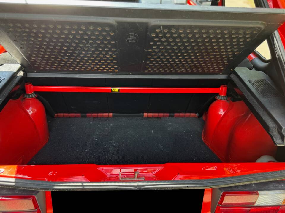 Immagine 26/31 di Volkswagen Golf I GTI 1.6 (1982)