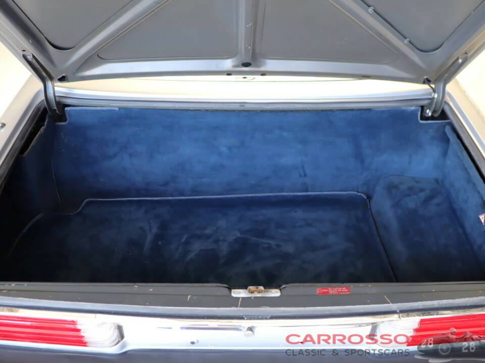 Image 12/50 of Mercedes-Benz 560 SL (1988)