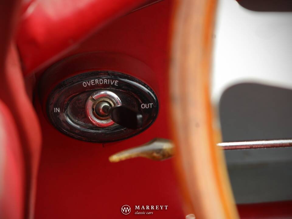 Image 62/78 of Jaguar XK 150 3.4 S OTS (1958)