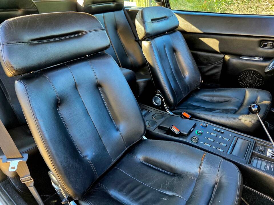 Bild 23/26 von Ferrari Mondial Quattrovalvole (1984)