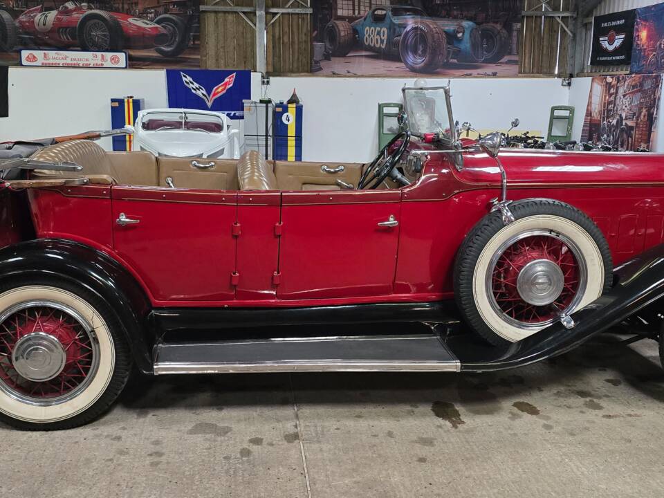 Image 93/100 of Pierce-Arrow Modell 43 (1931)