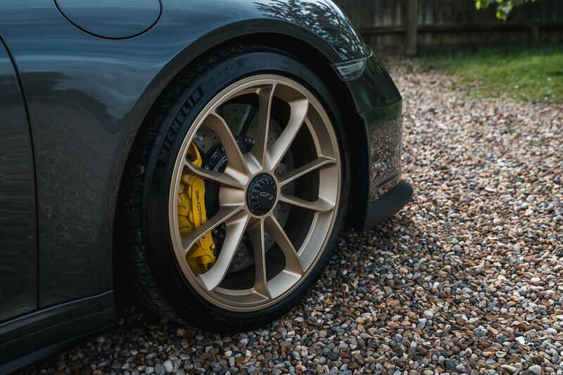 Bild 39/50 von Porsche 911 GT3 (2014)