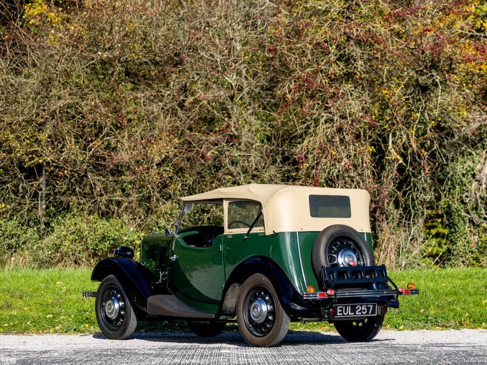 Image 36/50 of Morris Eight (1937)