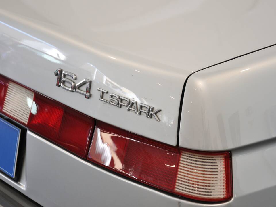 Bild 11/41 von Alfa Romeo 164 2.0 (1990)