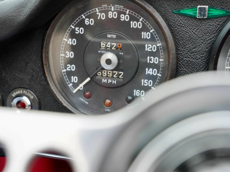 Immagine 44/50 di Jaguar E-Type 3.8 (1961)