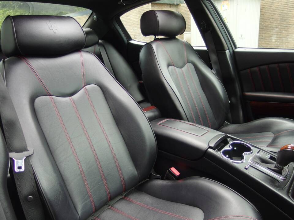 Imagen 35/55 de Maserati Quattroporte S 4.7 (2010)