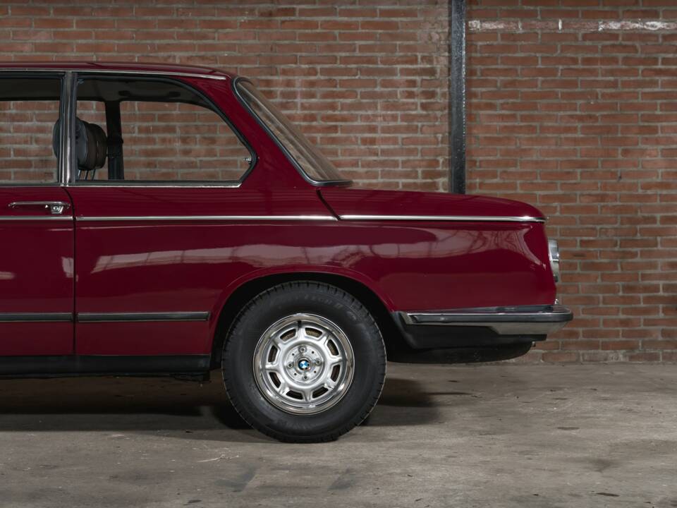 Image 14/91 of BMW 1802 (1973)