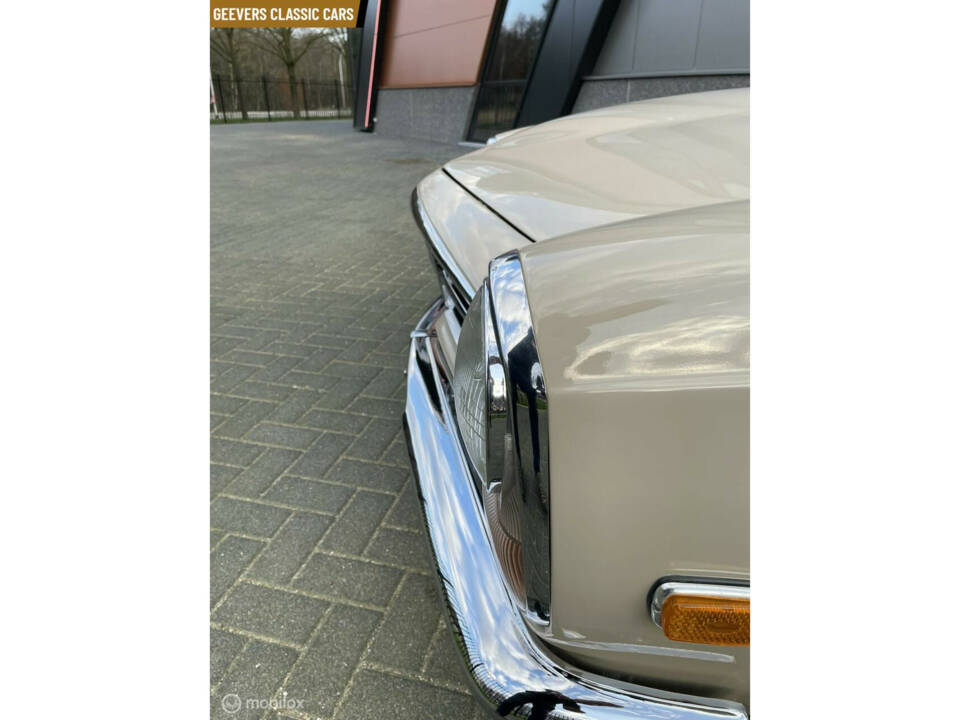 Image 9/20 of Mercedes-Benz 280 SL (1970)