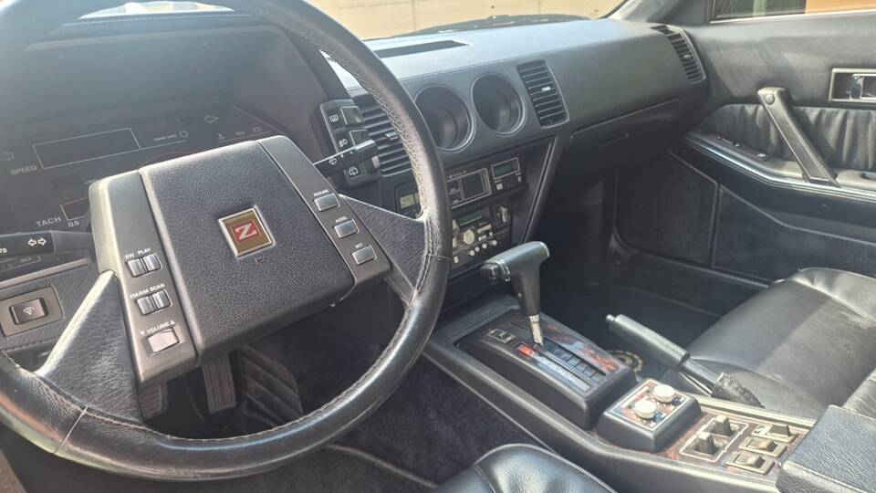 Bild 13/21 von Nissan 300 ZX (1984)