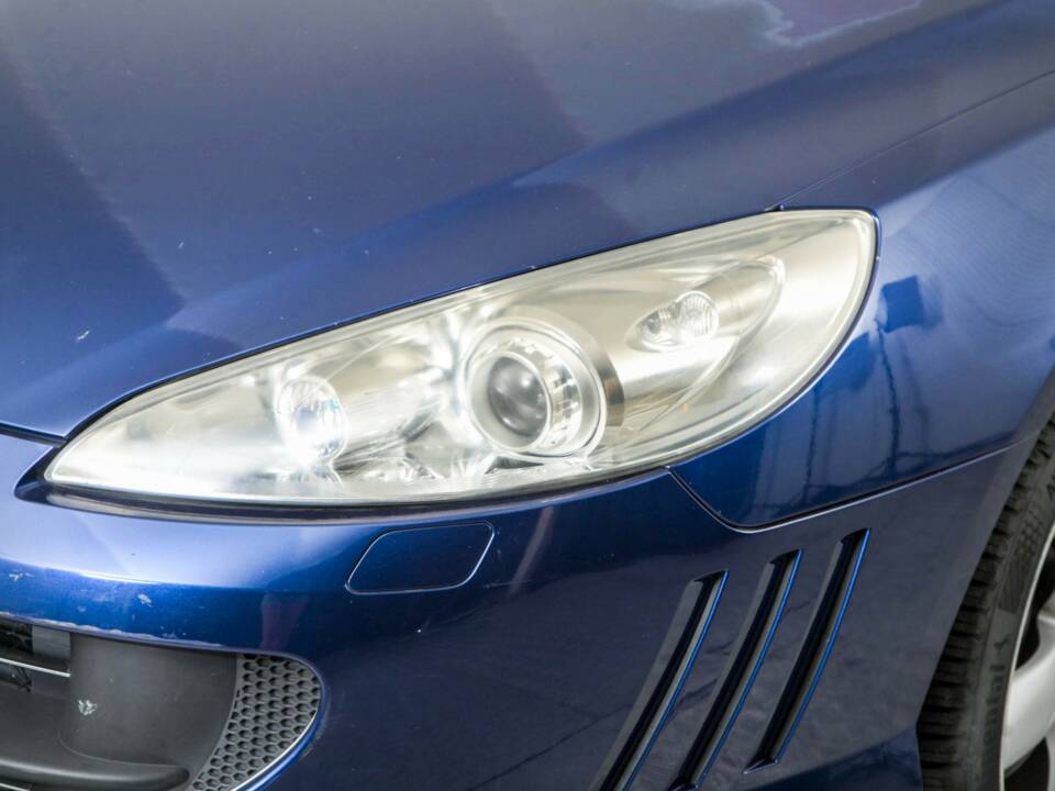Bild 22/45 von Peugeot 407 3.0i V6 (2006)
