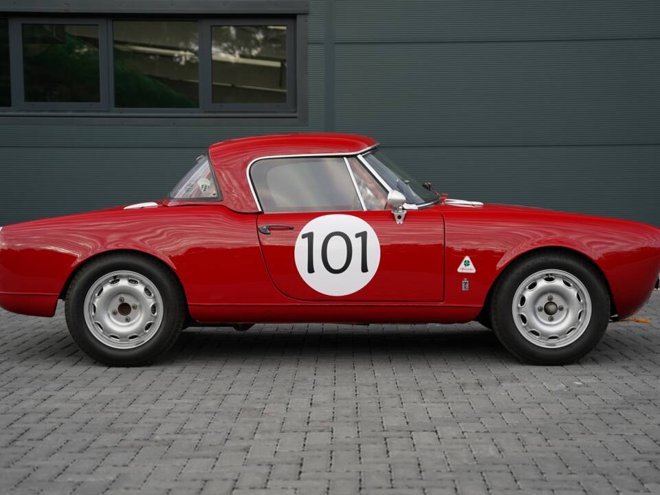 Bild 3/50 von Alfa Romeo Giulia 1600 Spider Veloce (1965)