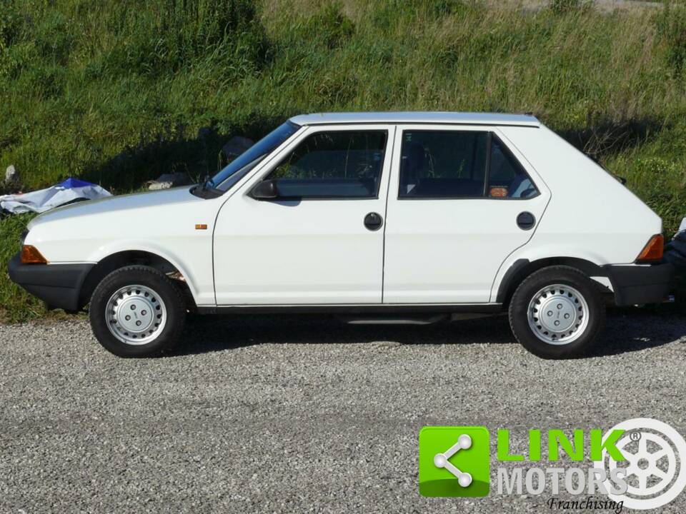 Image 8/10 of FIAT Ritmo 60 (1984)