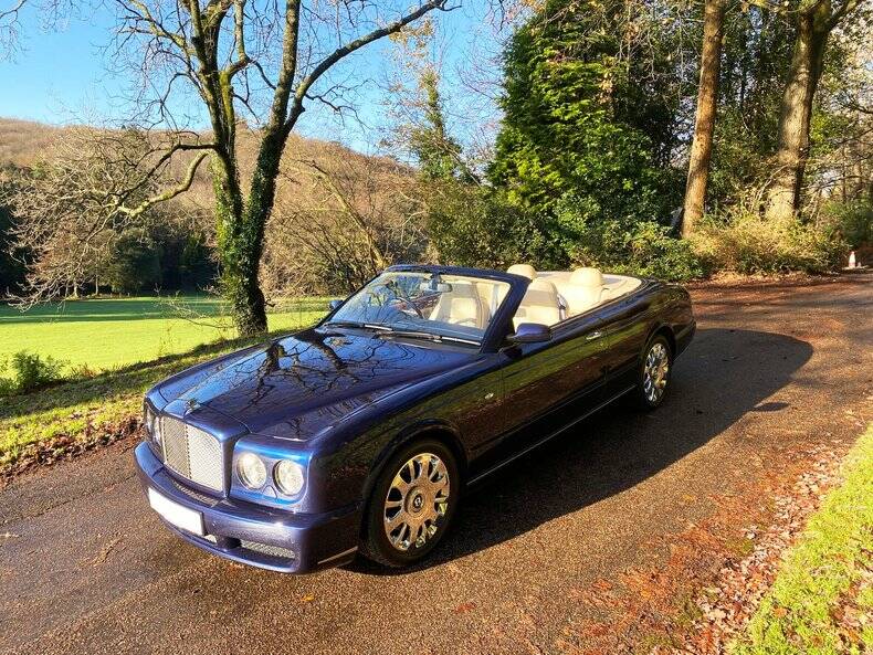 Imagen 37/50 de Bentley Azure (2007)