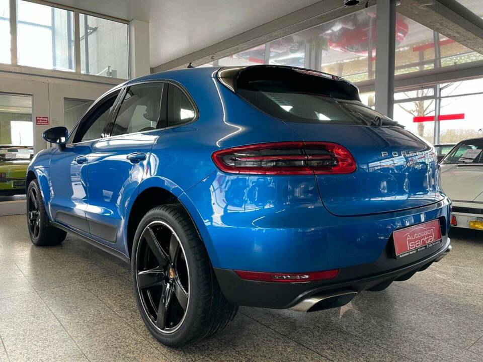 Image 6/19 of Porsche Macan (2018)