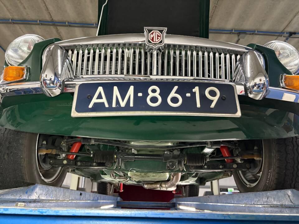 Immagine 28/40 di MG MGC GT (1968)