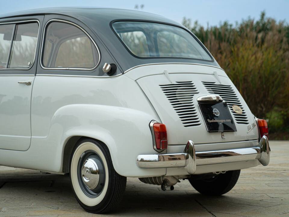 Image 22/50 of FIAT 600 D Multipla (1963)